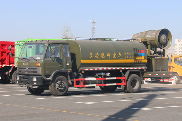 东风153抑尘车