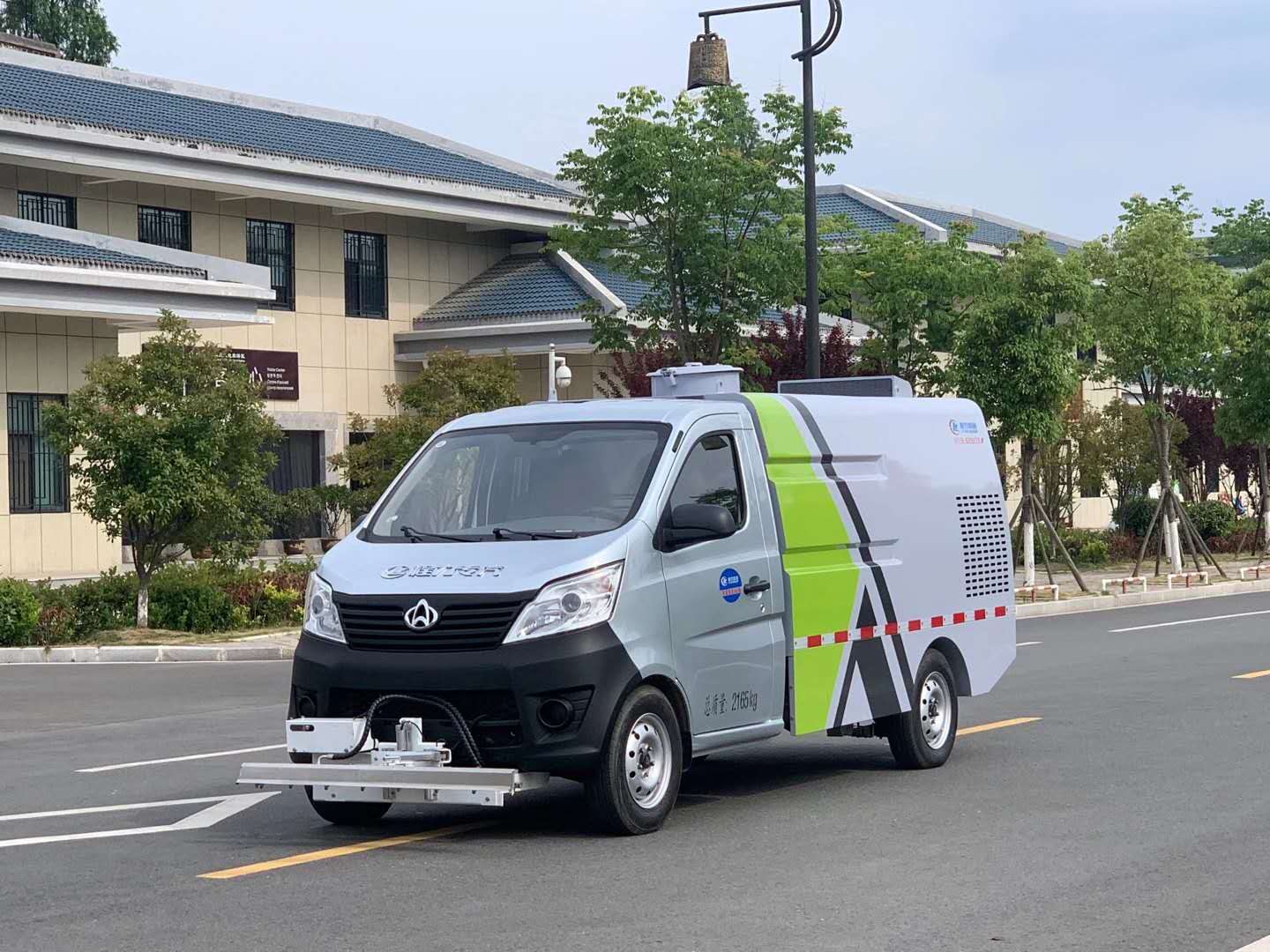 长安高压路面养护车